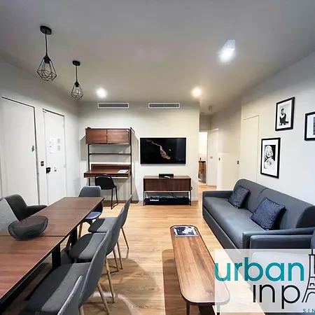 Apartment Urban Flat 78 - 3 Bedroom Republique *